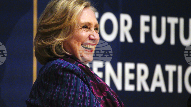 Хилари Клинтън ще даде показания при закрити врата пред комисия на Конгреса във връзка с досиетата "Епстийн"