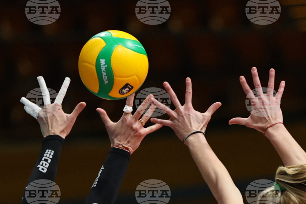 Bulgaria's Women Defeat World Champions Serbia in Five-Set Match in Ottawa