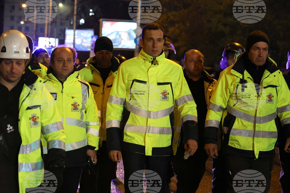 Протест - футболни фенове - Васил Терзиев