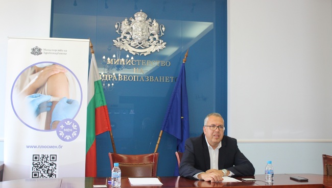 Проф. Иван Костов: При бременните COVID-19 протича по-тежко заради понижения имунитет – характерен за всяка бременност