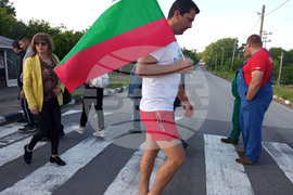 Село Дуранкулак - протест - съд  