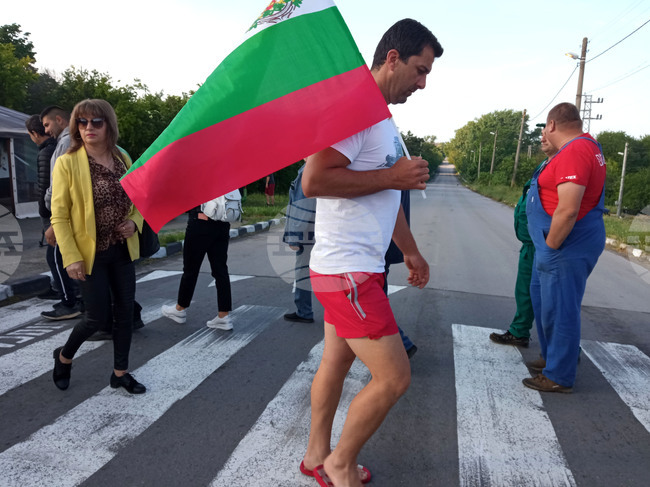Село Дуранкулак - протест - съд