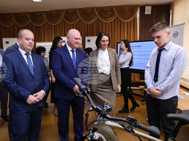 Пловдив - Министърът Галин Цоков - посещение