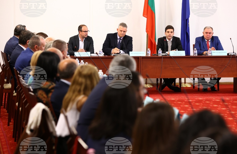 Парламент - кръгла маса - здравеопазване