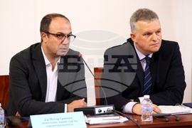 Парламент - кръгла маса - здравеопазване