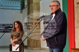 Севлиево - „Поглед от другата страна на света“ - изложба - „Антарктическият стопаджия“ - книга - представяне