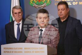 Министерски съвет - брифинг - Антон Вълев