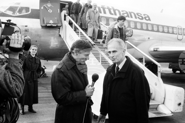 Владимир Костов