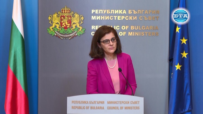 Очаква се следващата седмица корабът „Царевна“ да излезе от пристанището в Мариупол, заяви Теодора Генчовска