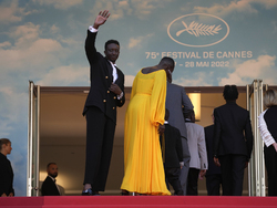 France Cannes 2022 Mother and Son Red Carpet