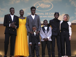 France Cannes 2022 Mother and Son Red Carpet