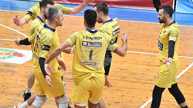 Хебър не успя да се противопостави на Алурон Варта Заверче в турнира за купата на CEV