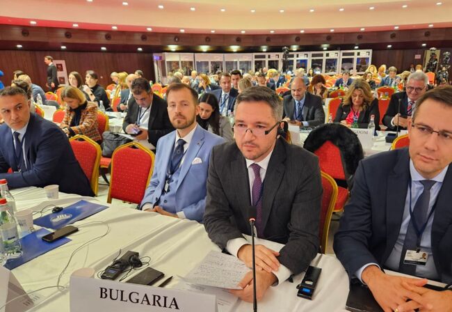 Вигенин в Ереван: Принципите трябва да са в основата на диалога в ОССЕ