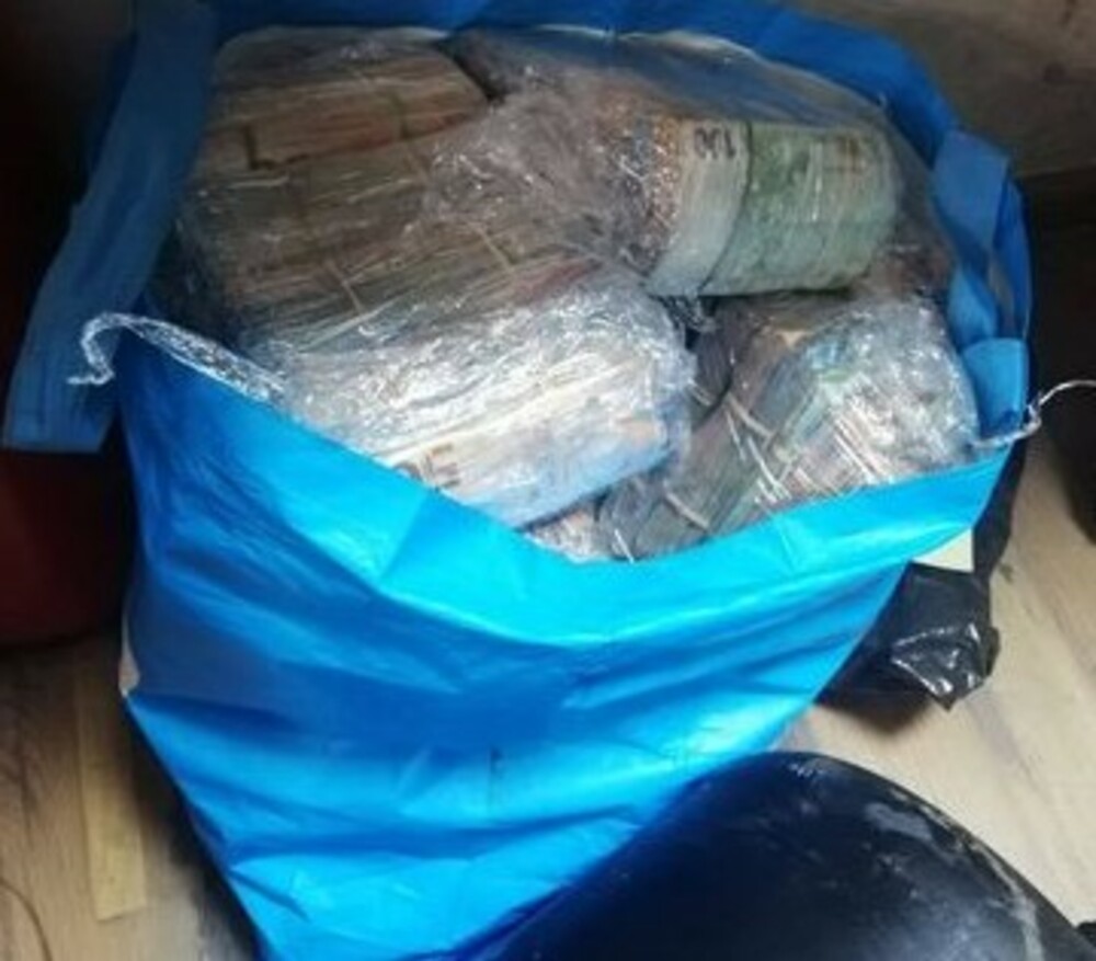 Турски гражданин с недекларирани над 1,6 млн. евро е задържан на ГКПП „Капитан Андреево“