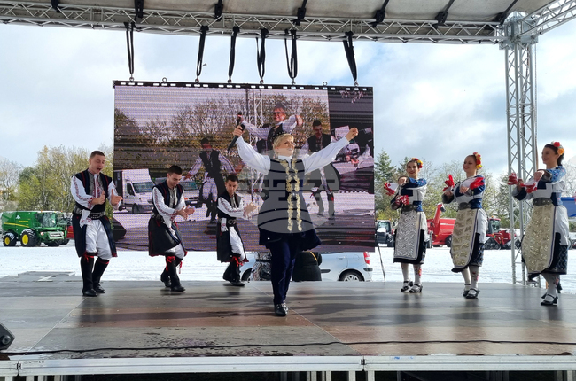 Село Макариополско - земеделец - празник