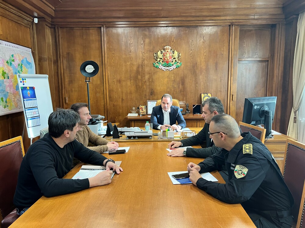 МВР: Министърът на вътрешните работи свика Оперативния щаб във връзка с бедствията в Североизточна България