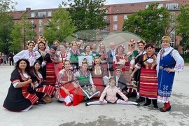 Кралство Дания - Илияна Йотова - хоро - среща - българи