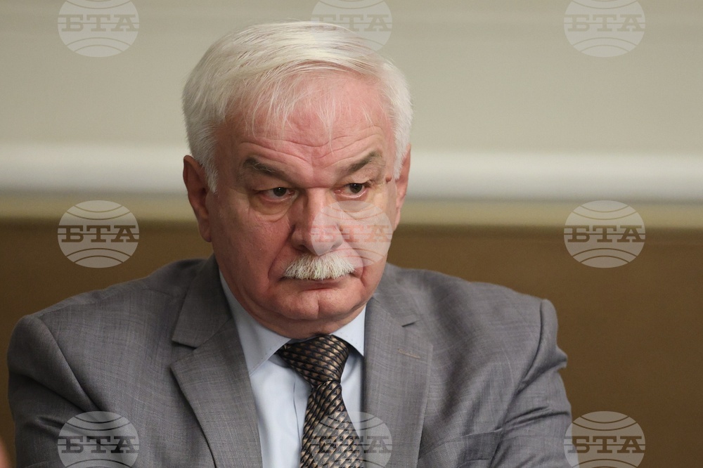 Конференция - „Войни и мир: ще дойде ли времето на дипломацията?“