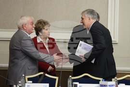 Конференция - „Войни и мир: ще дойде ли времето на дипломацията?“