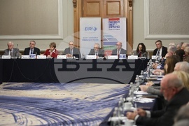 Конференция - „Войни и мир: ще дойде ли времето на дипломацията?“