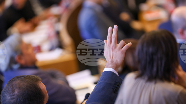 Столичният общински съвет прие предложението на кмета Васил Терзиев за нова структура на Столичната община 