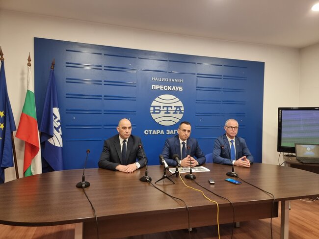 Първа пресконференция на преизбрания кмет на община Чирпан Ивайло Крачолов