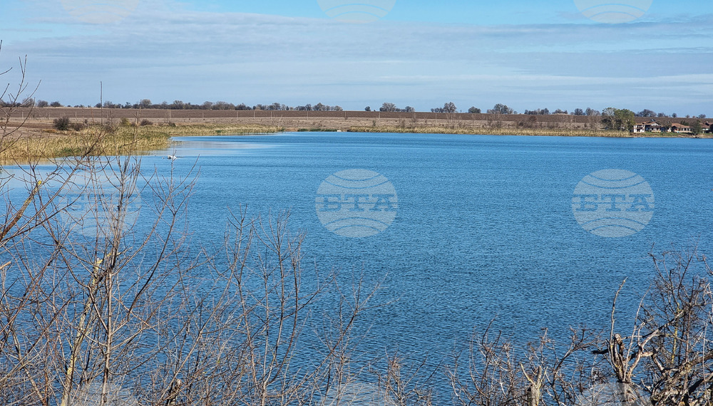 Капани за улов извадиха служители на ИАРА и РИОСВ от Дуранкулашкото езеро