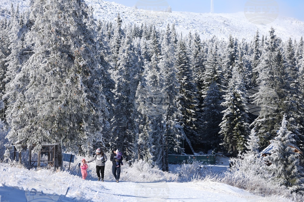 Good Mountain Hiking Conditions on Monday