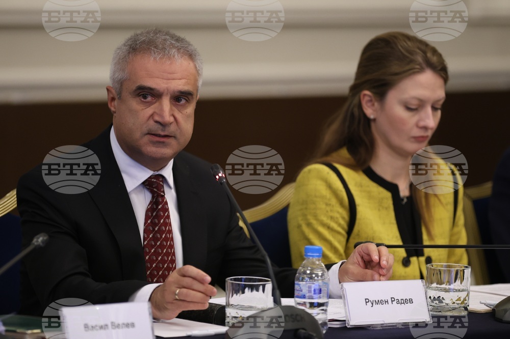 Кръгла маса - Иновации при съхранението на енергия - Румен Радев