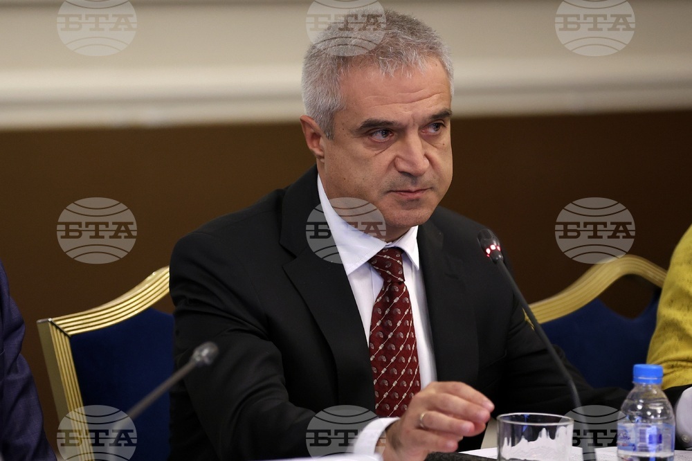 Кръгла маса - Иновации при съхранението на енергия - Румен Радев