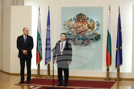 Румен Радев - Дун Сяодзюн - награждаване