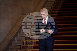 Министерски съвет - Николай Денков - брифинг