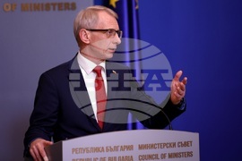 Министерски съвет - Николай Денков - брифинг