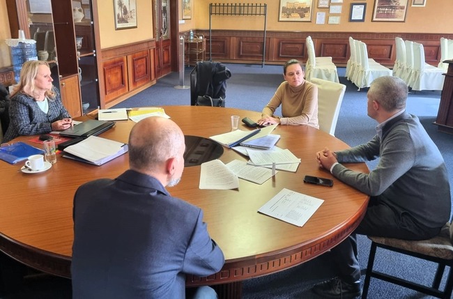 МТСП: Заместник-министър Гинка Машова и кметът на Варна Благомир Коцев обсъдиха възможностите за подкрепа на пострадали от бурята семейства