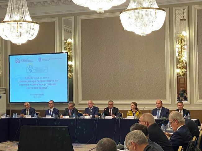 Министър Румен Радев: „Съхранението на енергия е базова част от виждането ни за развитието на енергийната система на България“