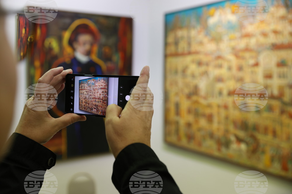 Изложба - Михаил Камберов