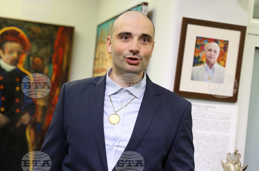 Изложба - Михаил Камберов