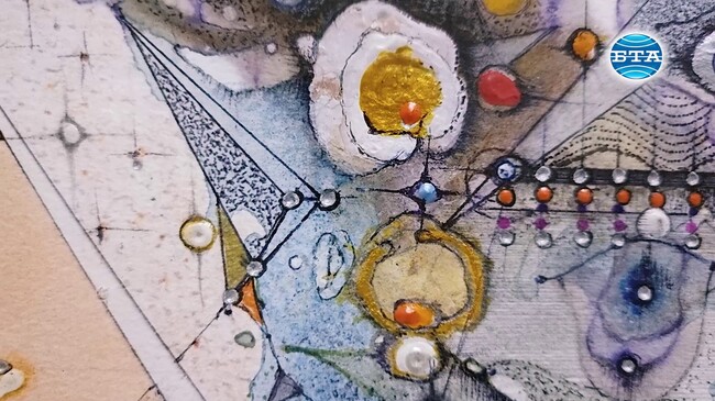 Художникът Цветан Казанджиев за 18-а поредна година подреди коледна изложба в Ямбол