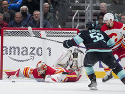 Flames Kraken Hockey