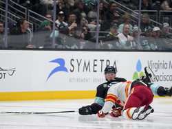 Flames Kraken Hockey