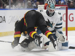 Sharks Canucks Hockey