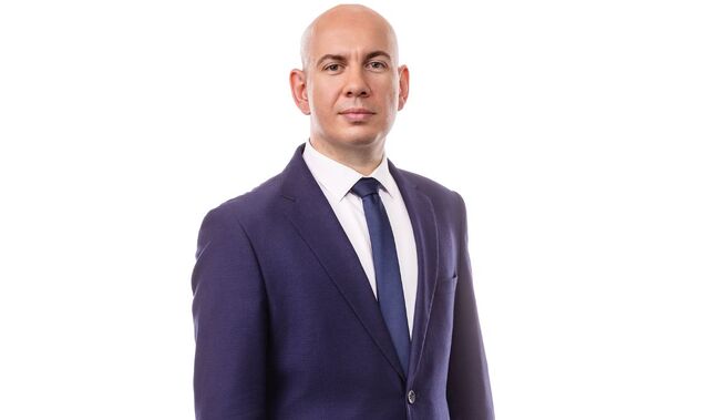 Ангел Георгиев говори за проблемите в сектор туризъм, по покана на УНСС