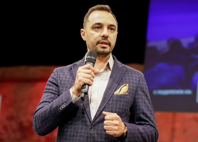 Министър Богданов: Чуждите инвестиции растат с близо 50% и достигат над 3,1 млрд. евро само за първите девет месеца на годината