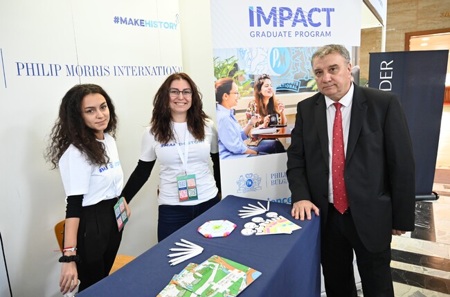 110 щанда за „Дни на кариерата 2023“ в УНСС