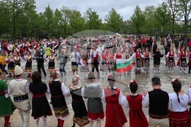 Дания - Илияна Йотова - Фолклорен събор