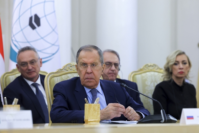 Лавров е прелетял на път за Скопие над територията на Турция и Гърция, но не и на България, съобщи ТАСС