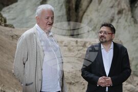 Луковит - пещера "Проходна" - Школа БТА - сертификати