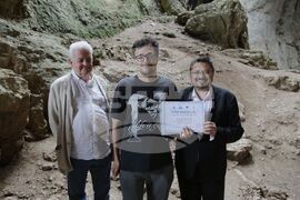 Луковит - пещера "Проходна" - Школа БТА - сертификати