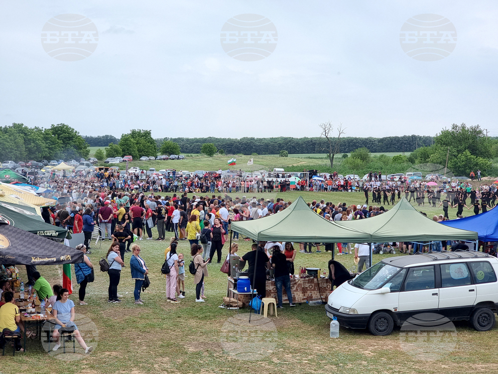 Село Бранище - фолклор - хоротека – Снимка: Александра Антонова