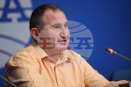 Национален пресклуб на БТА София - церемония по награждаването на лауреатите на Националния творчески конкурс за хора със зрителни увреждания